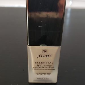 Jouer Essential high coverage foundation makeup